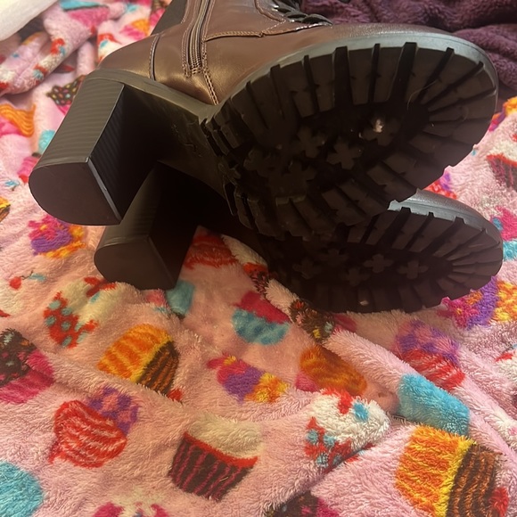 Simply Vera vera wang boots - Picture 6 of 9